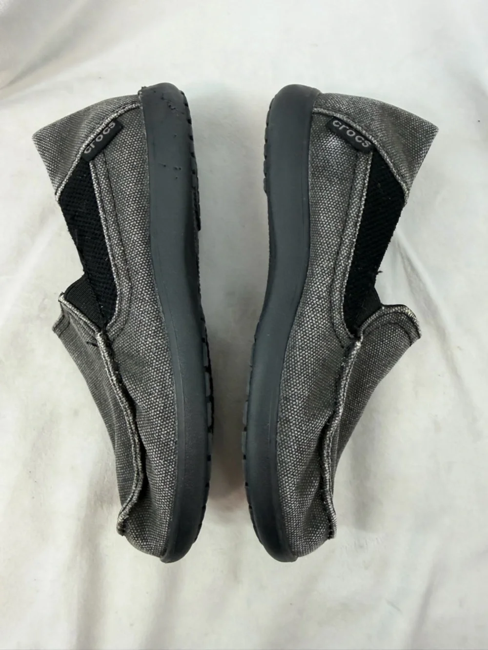 Crocs Santa Cruz size 1 Casual Grey Slip-On Canvas Shoes